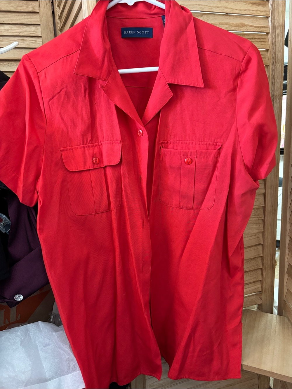 Karen Scott Bright Red Short-Sleeve Button Front Shirt with Chest Pockets Medium